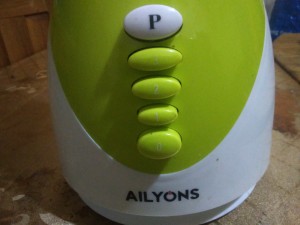 AILYONS Blender