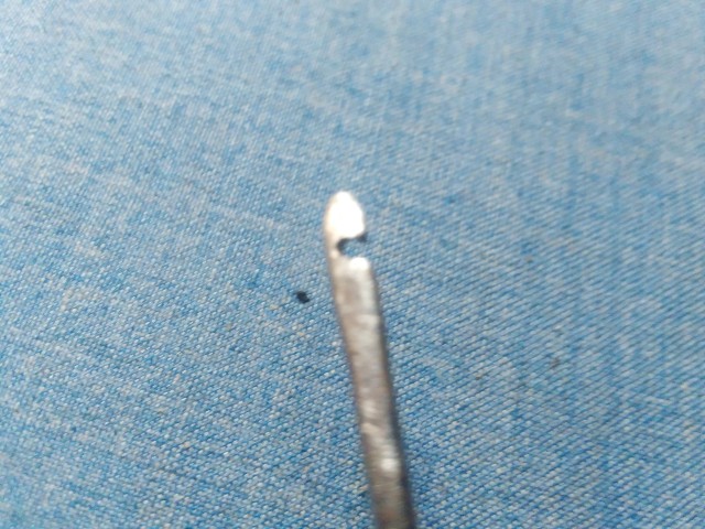 Shoe repairer's sewing needle