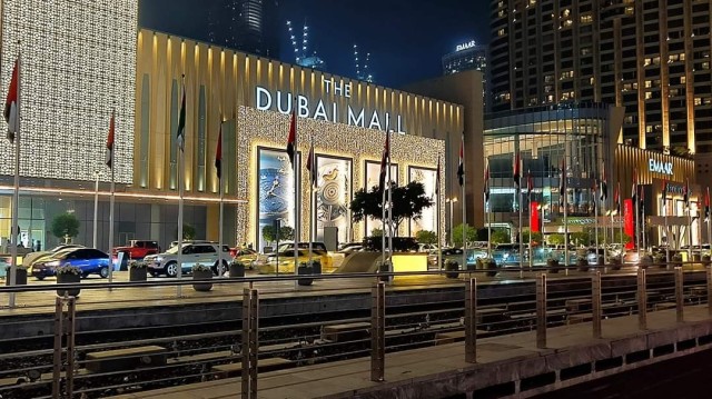 Night View of Dubai Mall